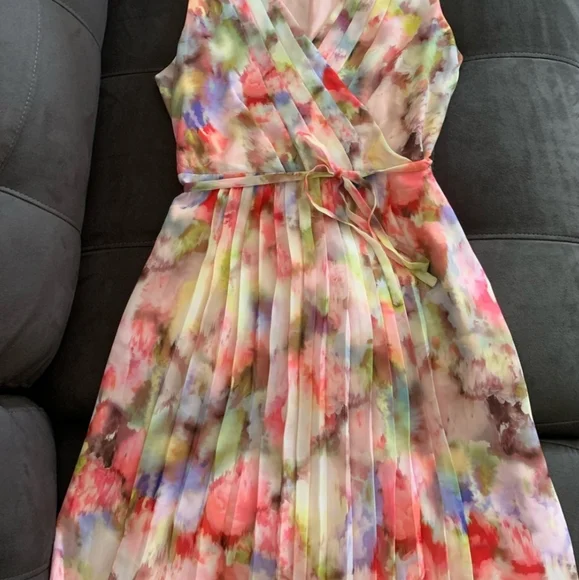 Liz claiborne floral dress deals